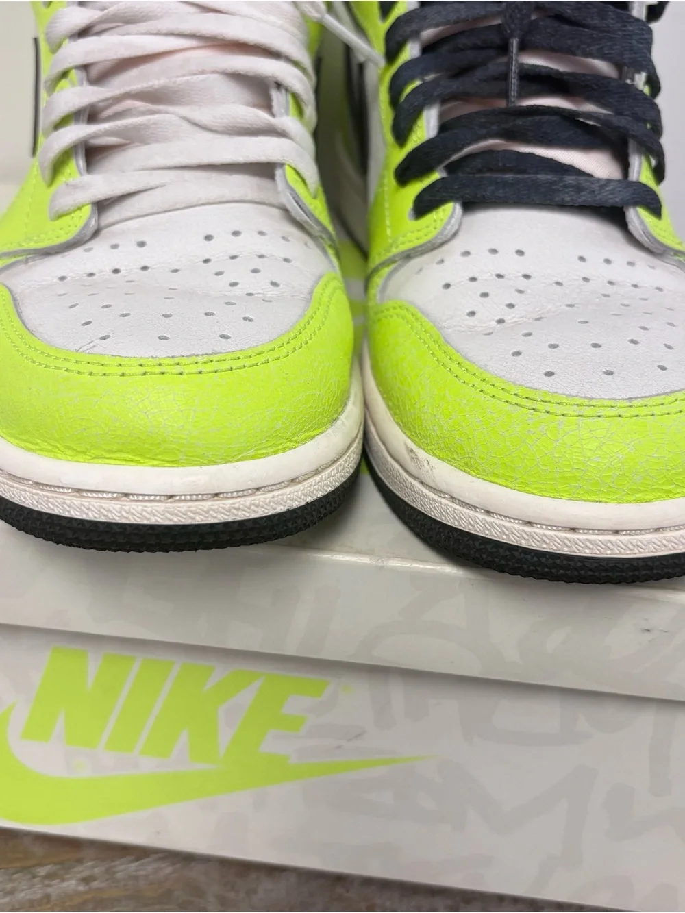 Nike Air Jordan 1 Retro High OG Volt Visionaire Leather Sneaker in Neon Green